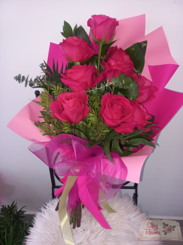 Buchet 9 trandafiri Pinkfloyd