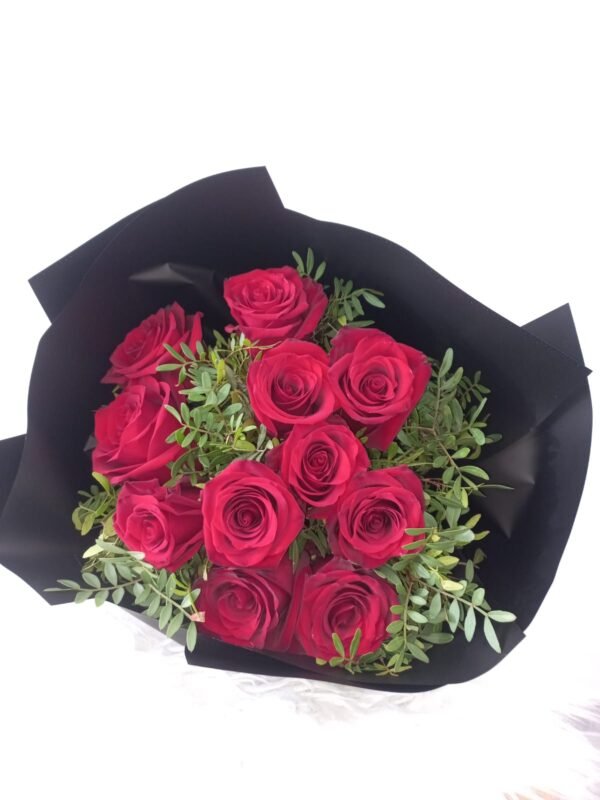 Buchet de trandafiri roșii