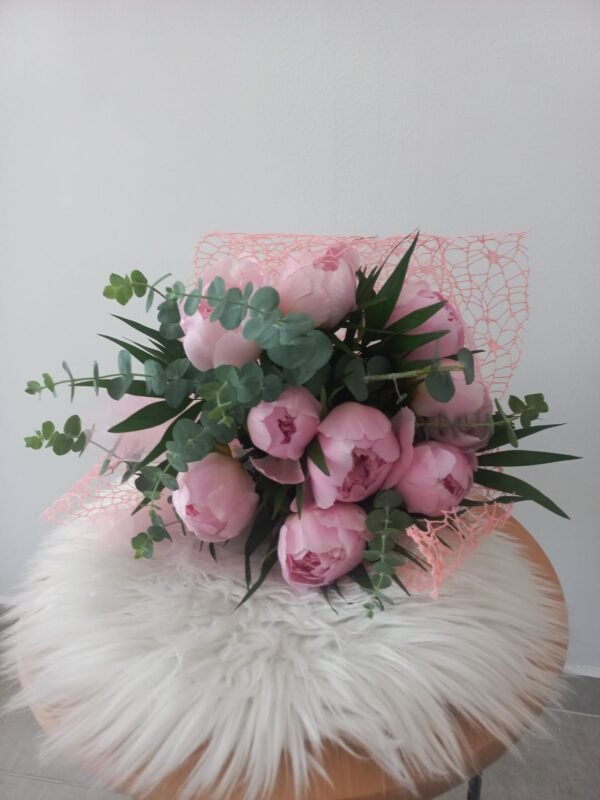 Buchet bujori roz - imagine 2