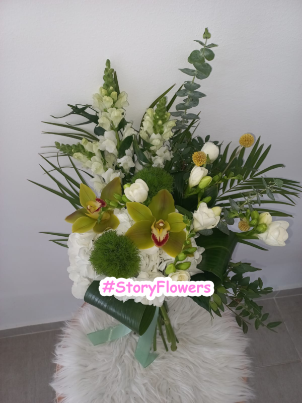Buchet cu White Hydragea - imagine 2