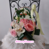 Coșuleț cu trandafiri și cymbidium