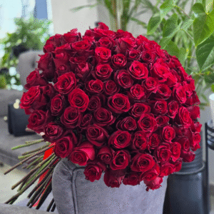 Buchet 101 trandafiri roșii